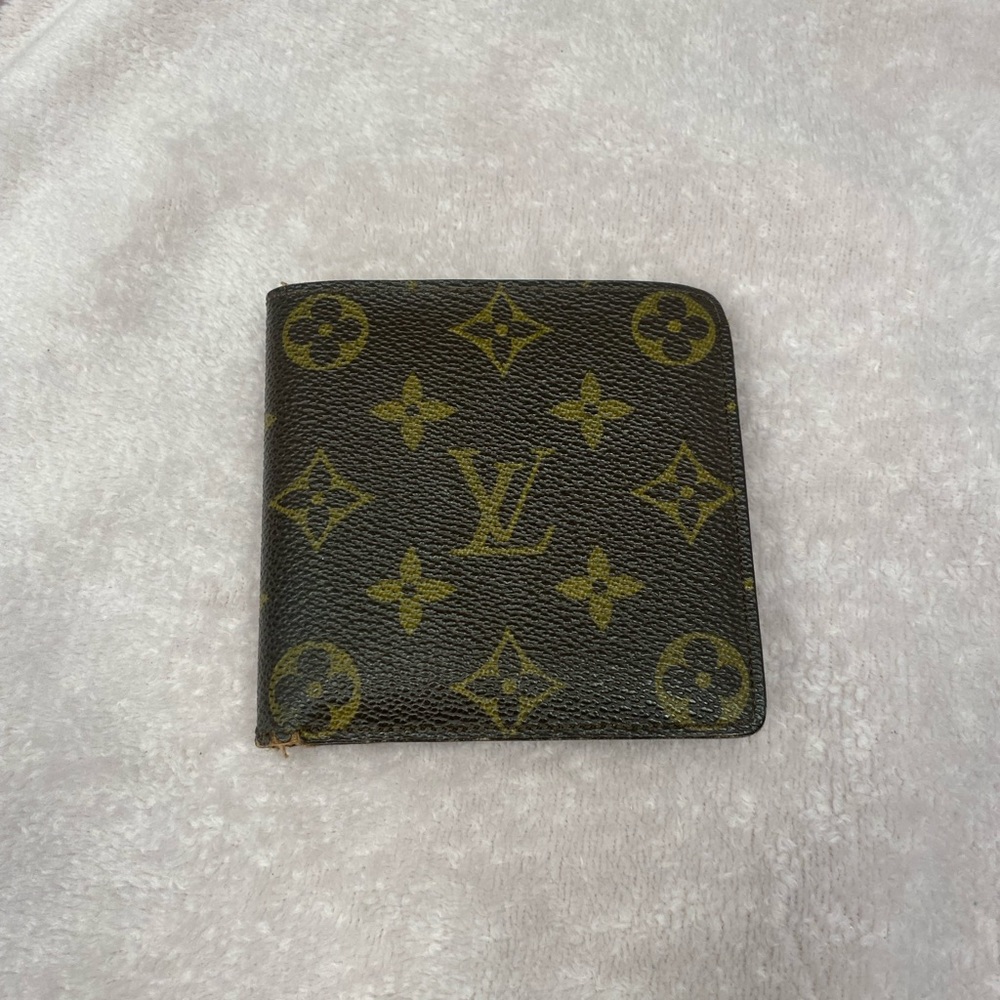 Copy LV Mono Bilford Wallet EUC - Picture 1 of 8